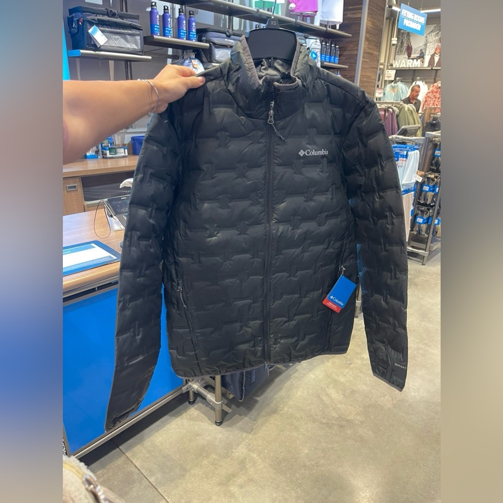 Brand new！Columbia mens down Jacket/coat，light weight，warm and comfortable♥️